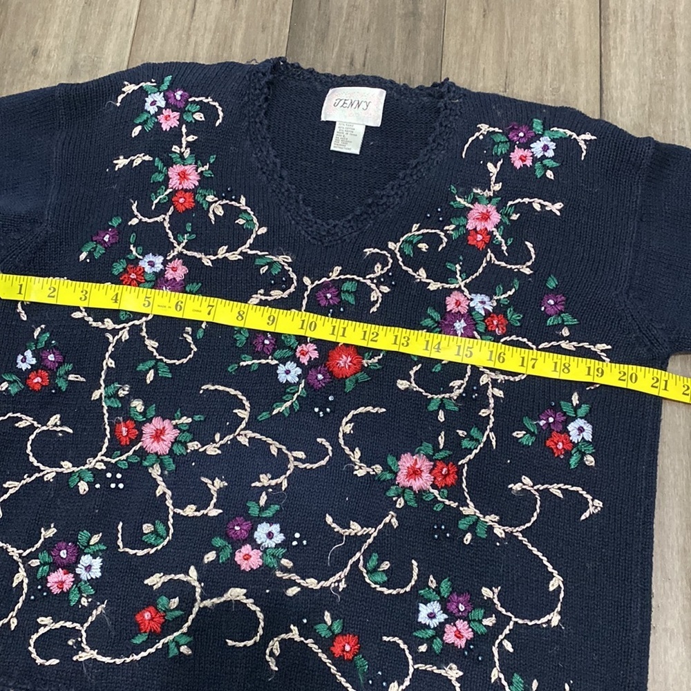 Vintage Jenny‎ embroidered sweater navy floral beaded - Picture 8 of 9
